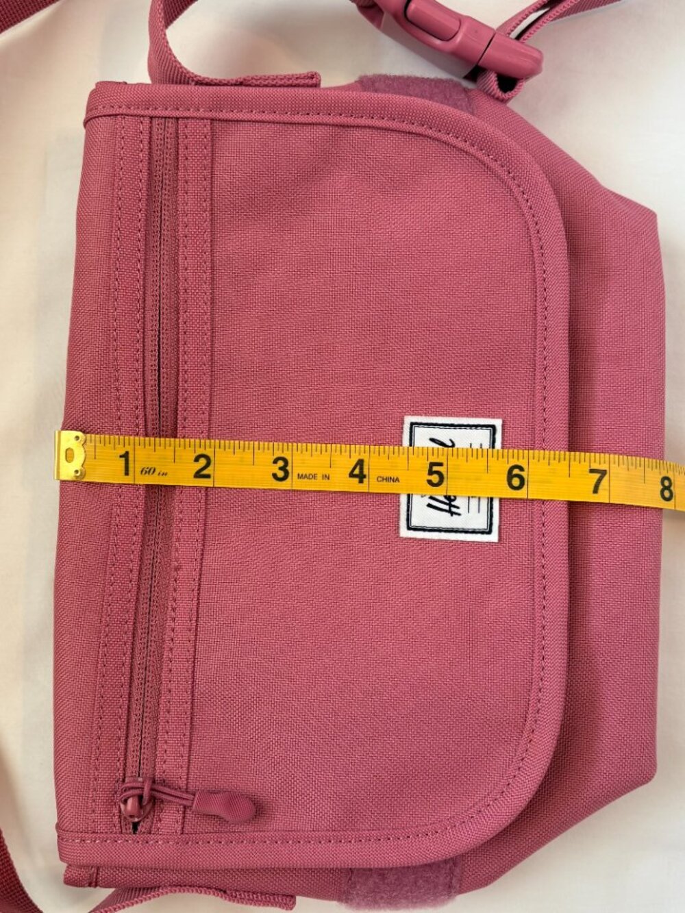 Herschel Supply Co Grade Mini Messenger Bag Nude Rose Pink Crossbody - Picture 11 of 13